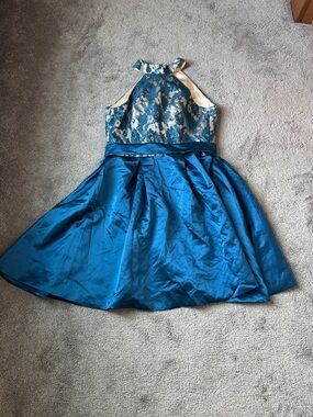 Jaeden Teal Lace Halter Fit Flare Dress Satin Skirt Formal Party NWT SIZE 5